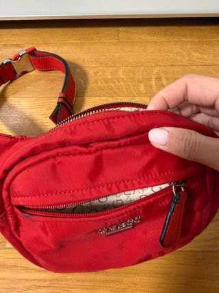Riñonera Guess Roja