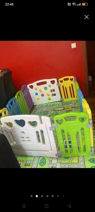 Parque infantil de plástico para bebés