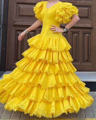 Traje de flamenca amarillo talla 36
