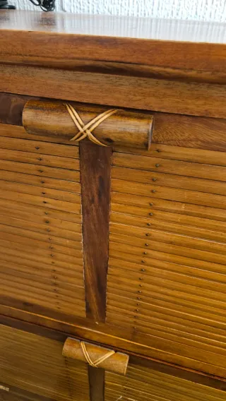 Zapatero de madera y bambú