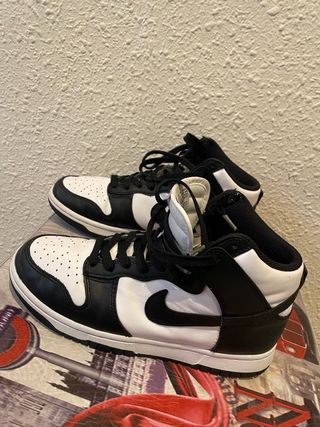 Nike Dunk High Black White