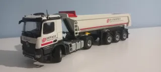 Maqueta Camión Mercedes 1:50