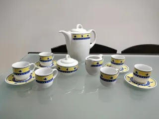Juego de café de porcelana