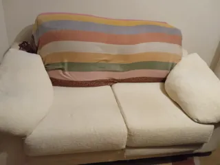 Sofá de 2 plazas beige y multicolor