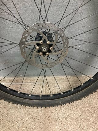 Rueda 26" Mavic 223 disc con buje Cannondale Omega