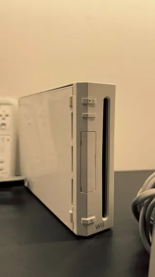 Consola Wii Blanca + 2 Mandos