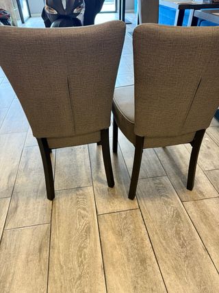 Sillas de comedor tapizadas (hay 22 unidades )