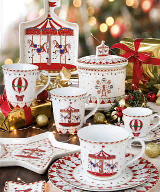 Tazzine da caffè natalizie in porcellana