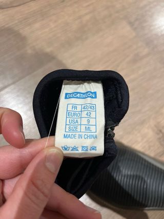 Escarpines de neopreno con cremallera