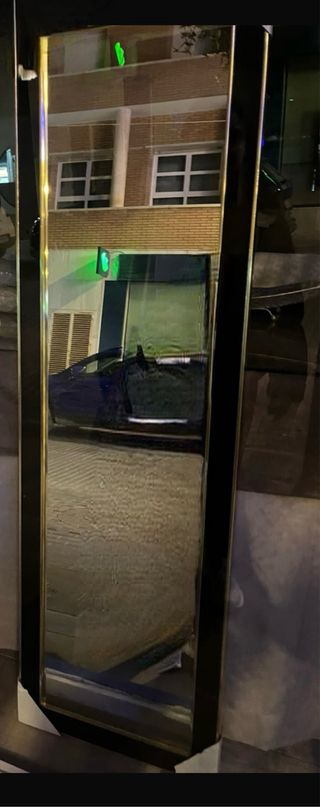 Espejo Marco Negro y Dorado