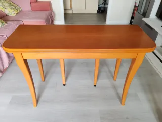 Mesa extensible Irureta de madera maciza de cerezo