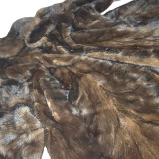 Abrigo de pelo marrón