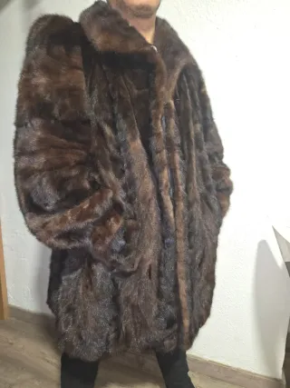 Abrigo de pelo marrón