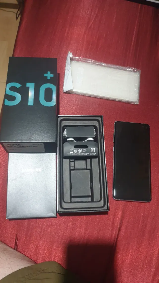Samsung Galaxy S10+ Caja Negra