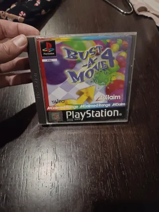 Bust-A-Move 4 PS1 PAL Español