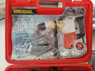 Madrid. Martillo Rotativo Simudaka con Accesorios