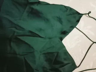 Vestido largo tirantes cruzados.