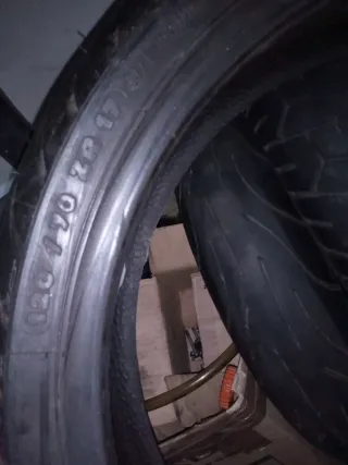 Neumático Michelin 120/70 R 17 Nuevo