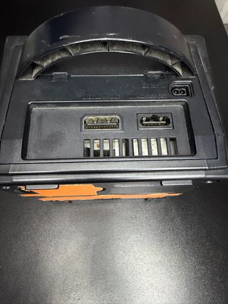 Consola Nintendo GameCube Negra y Naranja