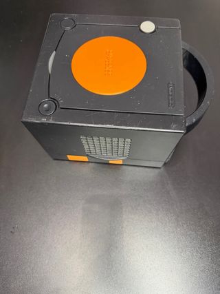 Consola Nintendo GameCube Negra y Naranja