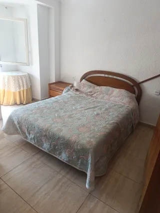 alquiler habitación amplia por dos meses