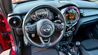 MINI Cooper 136cv JCW interior