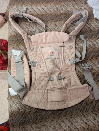 Mochila portabebés Ergobaby Rosa