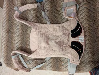 Mochila portabebés Ergobaby Rosa