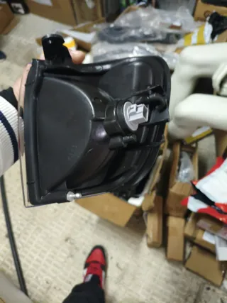 Luz intermitente delantera Nissan