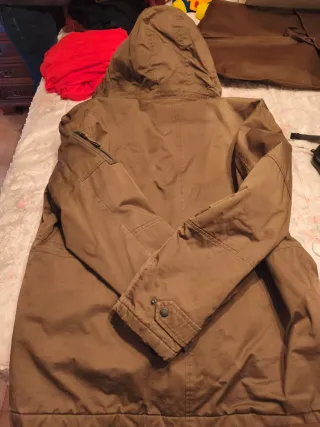 Abrigo Esprit marrón hombre