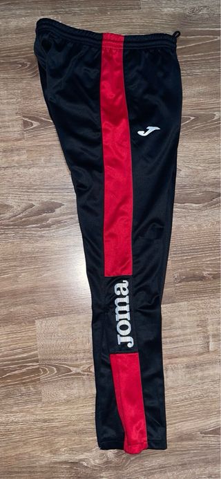 Pantalón de chándal Joma negro y rojo