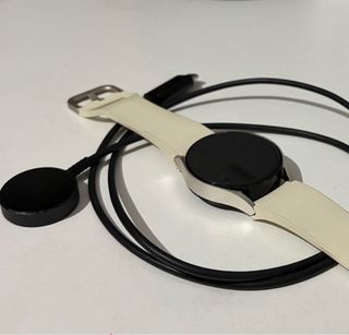 Samsung Galaxy Watch 6 Plata Correa Blanca