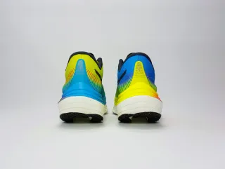 Mizuno Wave Rebellion Pro. Talla 40,5