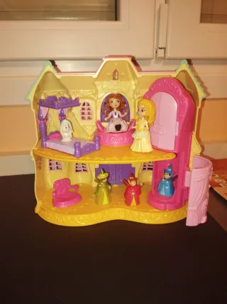Castillo Princesa Sofía con muñecos