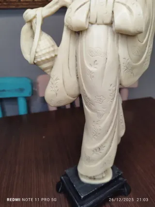 Figura Oriental Vintage Marmolina