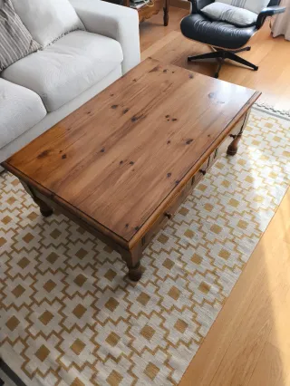 Mesa de centro de madera rústica