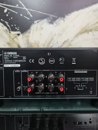 Ricevitore stereo HiFi Yamaha R-S500