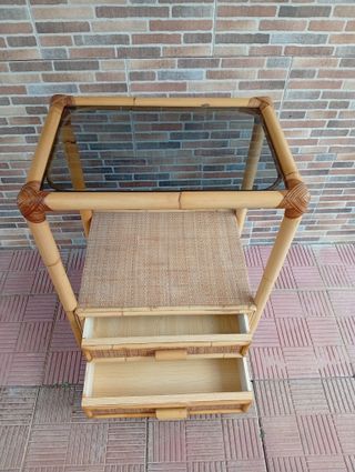 Mesa Auxiliar Bambú y Ratán con Cristal