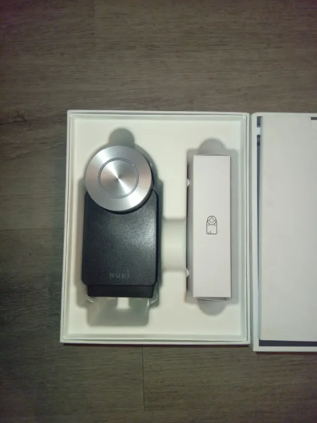 Nuki Smart Lock Pro 4.0 Cerradura Inteligente