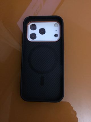 Funda iPhone 17 Pro  Fibra Carbono con Magsafe