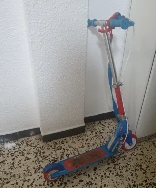 Patinete Oxelo azul y rojo