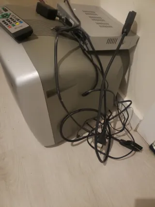 TV 14 con TDT y tubo de imagen