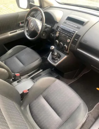 Mazda 5 2010