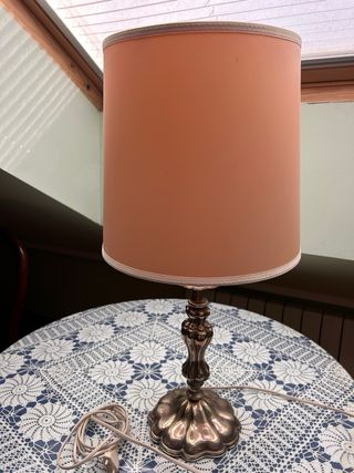 Lámpara de mesa. Acepto ofertas