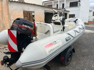Barco 30cv 2t con remolque