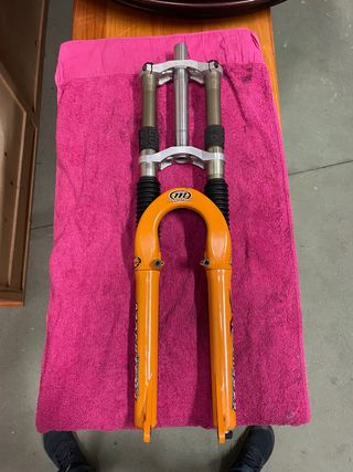 Horquilla Manitou X-vert 26”