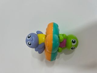 Juguetes de baño para bebé