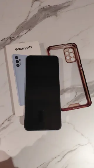 Samsung Galaxy A13 + Funda Protectora