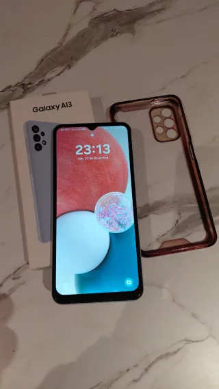 Samsung Galaxy A13 + Funda Protectora