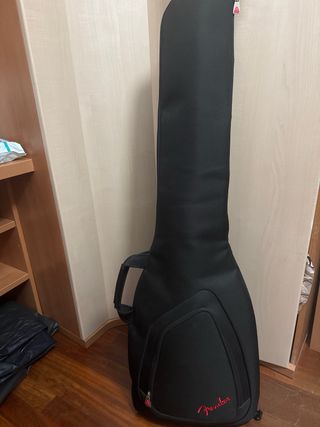 Bajo Squier Jazz Bass Classic Vibes 70s 5 cuerdas